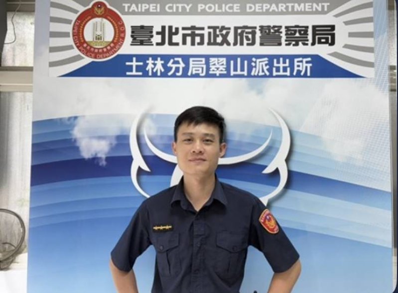老翁清晨滑倒受困林間小徑 士林警暖心護送返家