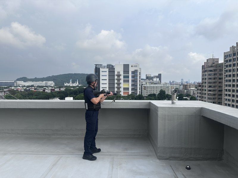 《城鎮韌性 機關防護 楠梓警防空避難自主演練 》